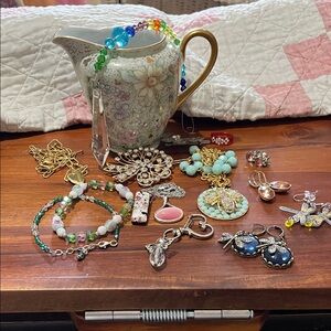 Elegant Multicolor Beaded Bracelet